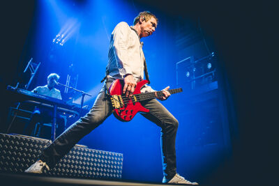 Status Quo @ 013 Tilburg, picture 10, photographed by Elke Briers - FrontView Magazine