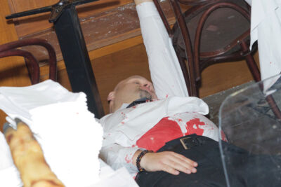 "UITSCHOT" setbezoek @ Antwerpen restaurant 'De Veehandel', foto 20, foto's door Bart Baevegems - FrontView Magazine