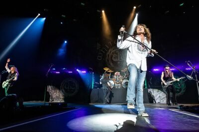 Whitesnake @ Vorst Nationaal, foto 48, foto's door Edwin Houdevelt - FrontView Magazine