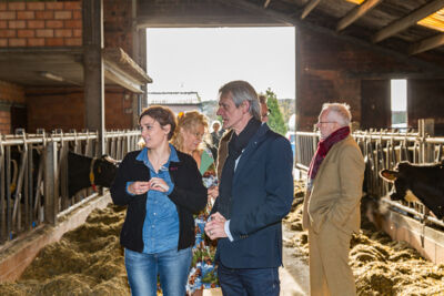 Nonkel Jef - Persconferentie @ Vluchtenburghoeve Aartselaar, picture 47, photographed by Guy Danneels - FrontView Magazine