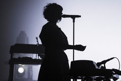 The Do @ Ancienne Belgique, picture 5, photographed by Geert Pieters - FrontView Magazine