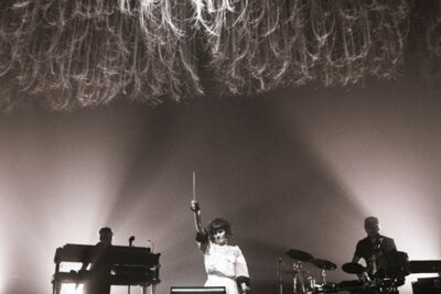 The Do @ Ancienne Belgique, picture 8, photographed by Geert Pieters - FrontView Magazine