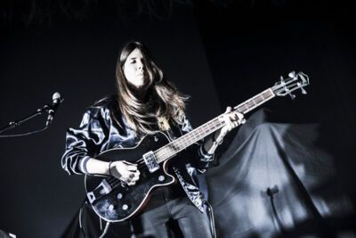 Theodora @ Ancienne Belgique | Support The Do, picture 6, photographed by Geert Pieters - FrontView Magazine