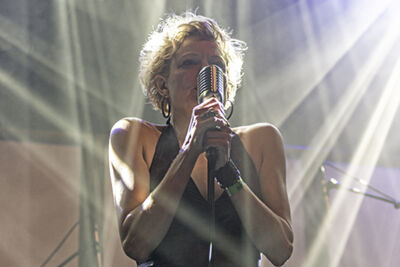 Kovacs + support band Bellemont @ Depot, picture 21, photographed by Bart Scholliers - FrontView Magazine