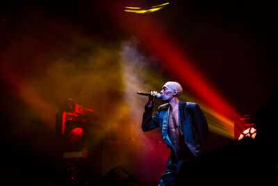 Faithless @ Paleis 12, picture 2, photographed by Kristof Hayen - FrontView Magazine