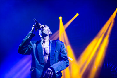 Faithless @ Paleis 12, picture 3, photographed by Kristof Hayen - FrontView Magazine