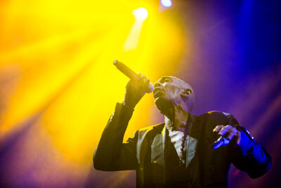 Faithless @ Paleis 12, picture 14, photographed by Kristof Hayen - FrontView Magazine