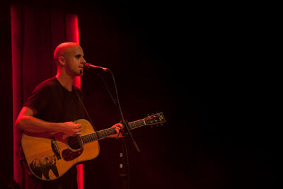 Milow solo @ Warande Turnhout, foto 5, foto's door Frank Lambrechts - FrontView Magazine