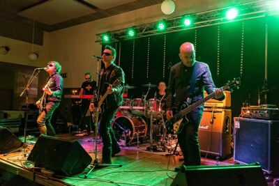 Star Industry @ Rock For Life, foto 17, foto's door Edwin Houdevelt - FrontView Magazine