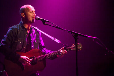 Tom Vanstiphout CD voorstelling "Playing guitar helps" @ Arenbergschouwburg, foto 2, foto's door Frank Lambrechts - FrontView Magazine