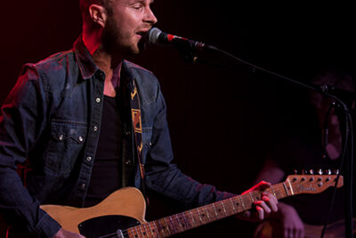 Tom Vanstiphout CD voorstelling "Playing guitar helps" @ Arenbergschouwburg, foto 6, foto's door Frank Lambrechts - FrontView Magazine
