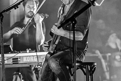dEUS - Soft Electric Tour @ De Roma, foto 7, foto's door Edwin Houdevelt - FrontView Magazine