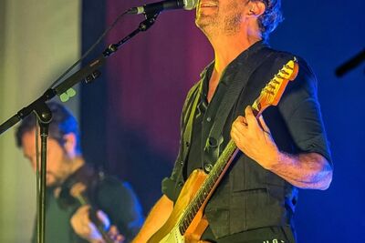 dEUS - Soft Electric Tour @ De Roma, foto 15, foto's door Edwin Houdevelt - FrontView Magazine
