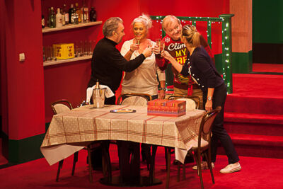 Versieren Met Vieren @ Echt Antwaarps Teater, picture 4, photographed by Goele Bormans - FrontView Magazine