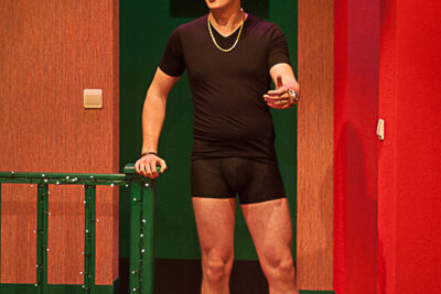 Versieren Met Vieren @ Echt Antwaarps Teater, picture 29, photographed by Goele Bormans - FrontView Magazine