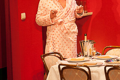 Versieren Met Vieren @ Echt Antwaarps Teater, picture 37, photographed by Goele Bormans - FrontView Magazine