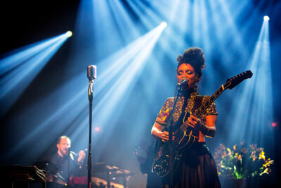 Lianne La Havas @ AB, picture 9, photographed by Kristof Hayen - FrontView Magazine