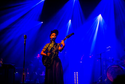 Lianne La Havas @ AB, picture 13, photographed by Kristof Hayen - FrontView Magazine