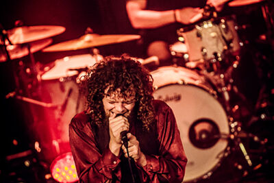 DI-RECT @ 013 Tilburg, picture 2, photographed by Elke Briers - FrontView Magazine