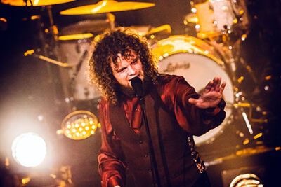 DI-RECT @ 013 Tilburg, picture 7, photographed by Elke Briers - FrontView Magazine