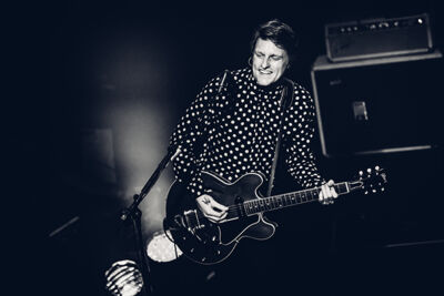 DI-RECT @ 013 Tilburg, picture 12, photographed by Elke Briers - FrontView Magazine