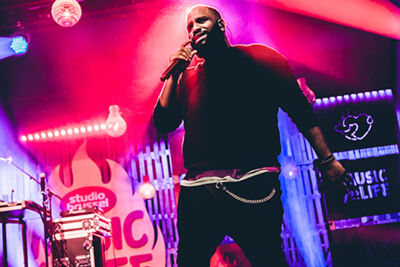 Music for Life 2015: De Jeugd van Tegenwoordig @ The Flame, foto 6, foto's door Elke Briers - FrontView Magazine