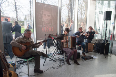Persmoment "Broers" @ International Airport Antwerp, foto 3, foto's door Goele Bormans - FrontView Magazine