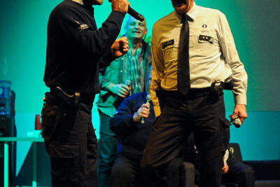 Première Het leven zoals het is: de wijkagenten! @ Rode zaal - Fakkelteater, picture 45, photographed by Goele Bormans - FrontView Magazine