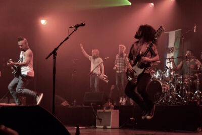 Nahko and Medicine for the People + Kim Churchill Ancienne Belgique, picture 29, photographed by Lieselore Van Hertum - FrontView Magazine
