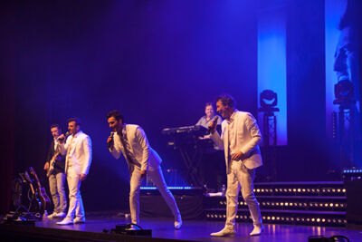 De Romeo's "Lady's Night" @ Elckerlyc Antwerpen, picture 5, photographed by Frank Lambrechts - FrontView Magazine