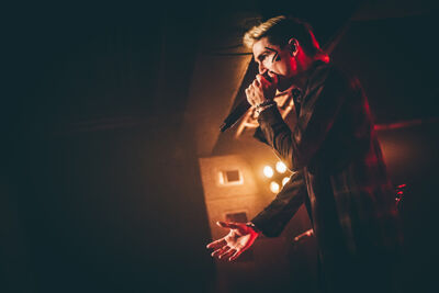 Walk The Moon @ Trix Club, picture 9, photographed by Elke Briers - FrontView Magazine