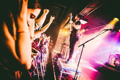 Walk The Moon @ Trix Club, picture 10, photographed by Elke Briers - FrontView Magazine
