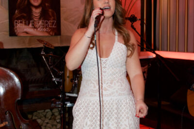 Belle Perez-CD voorstelling @ The villa, picture 6, photographed by Bart Baevegems - FrontView Magazine