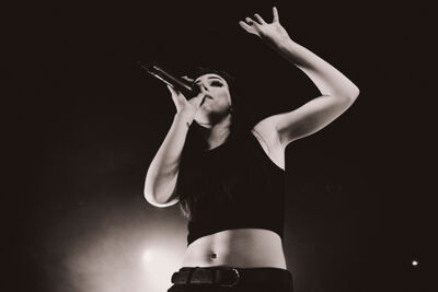 AGAINST THE CURRENT vs. ROAM vs. THE OVERSLEPT @ Muziekodroom, foto 12, foto's door Alana Clemens - FrontView Magazine
