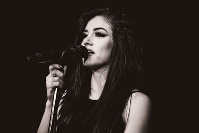 AGAINST THE CURRENT vs. ROAM vs. THE OVERSLEPT @ Muziekodroom, foto 15, foto's door Alana Clemens - FrontView Magazine
