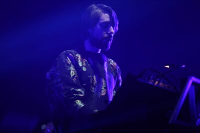 Years & Years @ Vorst Nationaal, picture 6, photographed by Pascal Liagre - FrontView Magazine
