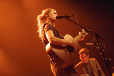 Maaike Ouboter @ Het Depot, picture 9, photographed by Kurt Jacobs - FrontView Magazine