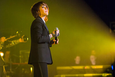 Zaz @ Vorst Nationaal, picture 5, photographed by Jef Peeters - FrontView Magazine