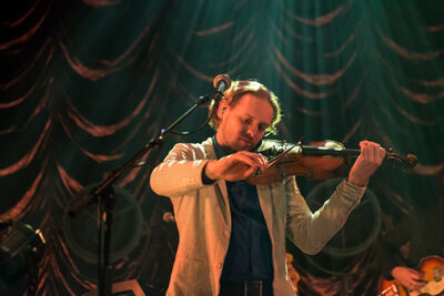 Bart Peerters @ Ancienne Belgique, picture 3, photographed by Tom  Lammens - FrontView Magazine