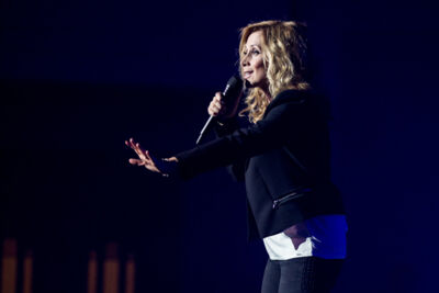 Lara Fabian @ Bozar, picture 8, photographed by Dorien Goetschalckx - FrontView Magazine