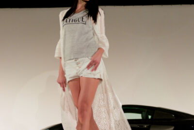 Modeshow Valerie De Booser @ ACM garage Mechelen, picture 14, photographed by Bart Baevegems - FrontView Magazine