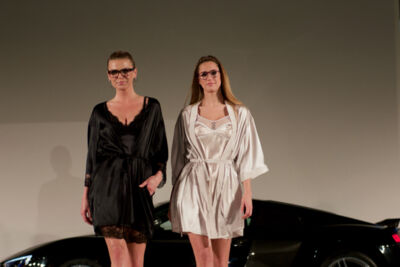 Modeshow Valerie De Booser @ ACM garage Mechelen, picture 22, photographed by Bart Baevegems - FrontView Magazine