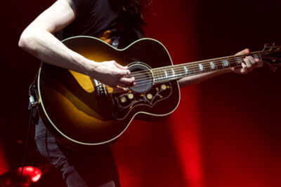 James Bay @ Lotto Arena, picture 15, photographed by Johan Van Buggenhout - FrontView Magazine