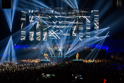 MNM Back To The 90's & 00’s @ Sportpaleis, picture 25, photographed by Marc Verdonck - FrontView Magazine