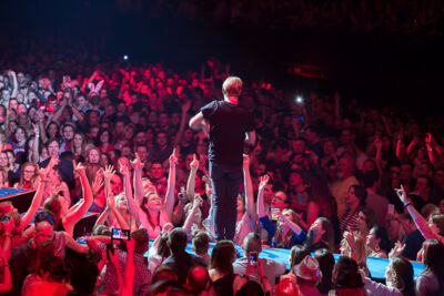 MNM Back To The 90's & 00’s @ Sportpaleis, picture 46, photographed by Marc Verdonck - FrontView Magazine