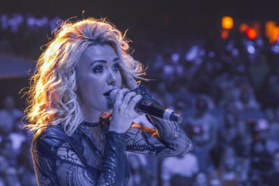 MNM Back To The 90's & 00’s @ Sportpaleis, picture 75, photographed by Marc Verdonck - FrontView Magazine