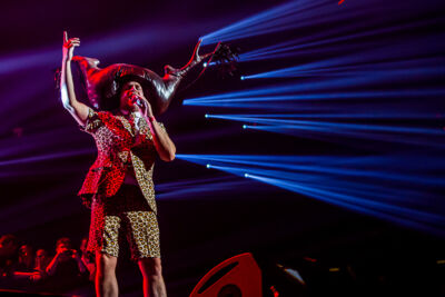 MNM Back To The 90's & 00’s @ Sportpaleis, picture 86, photographed by Marc Verdonck - FrontView Magazine