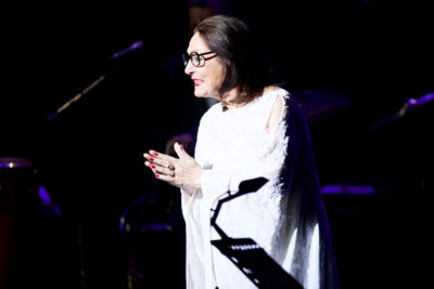 Nana Mouskouri @ capitole Gent, foto 1, foto's door Bart Baevegems - FrontView Magazine
