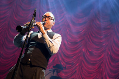 Scott Bradlee's Postmodern Jukebox @ AB, picture 17, photographed by Dorien Goetschalckx - FrontView Magazine