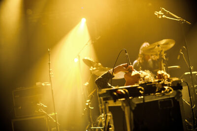 Jennylee @ Botanique, picture 11, photographed by Magali Decamps - FrontView Magazine